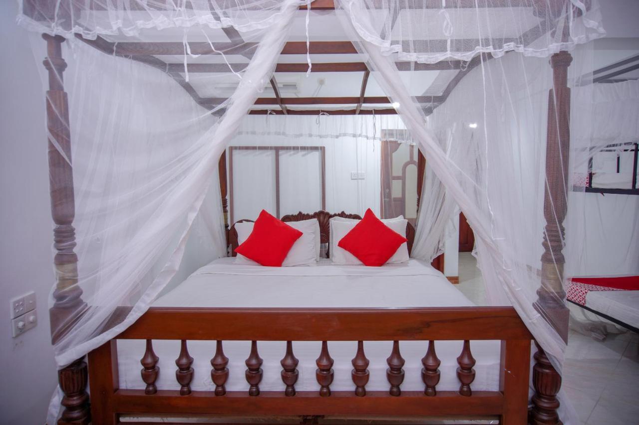 Hotel No Name Rest à Unawatuna Extérieur photo